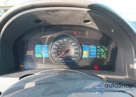 2011 Ford Fusion Hybrid z USA, uszkodzony, nr VIN 3FADP0L39BR123811